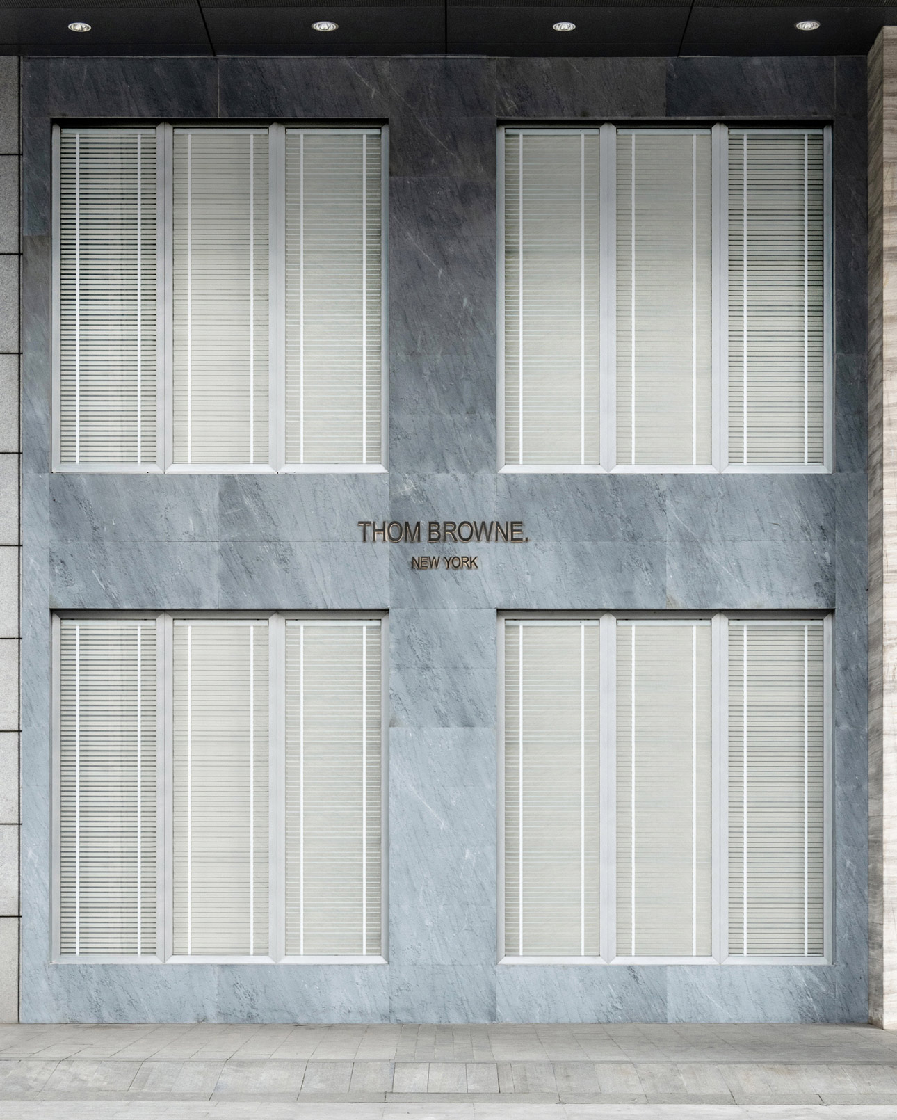 THOM BROWNE - BEIJING SAN LI TUN