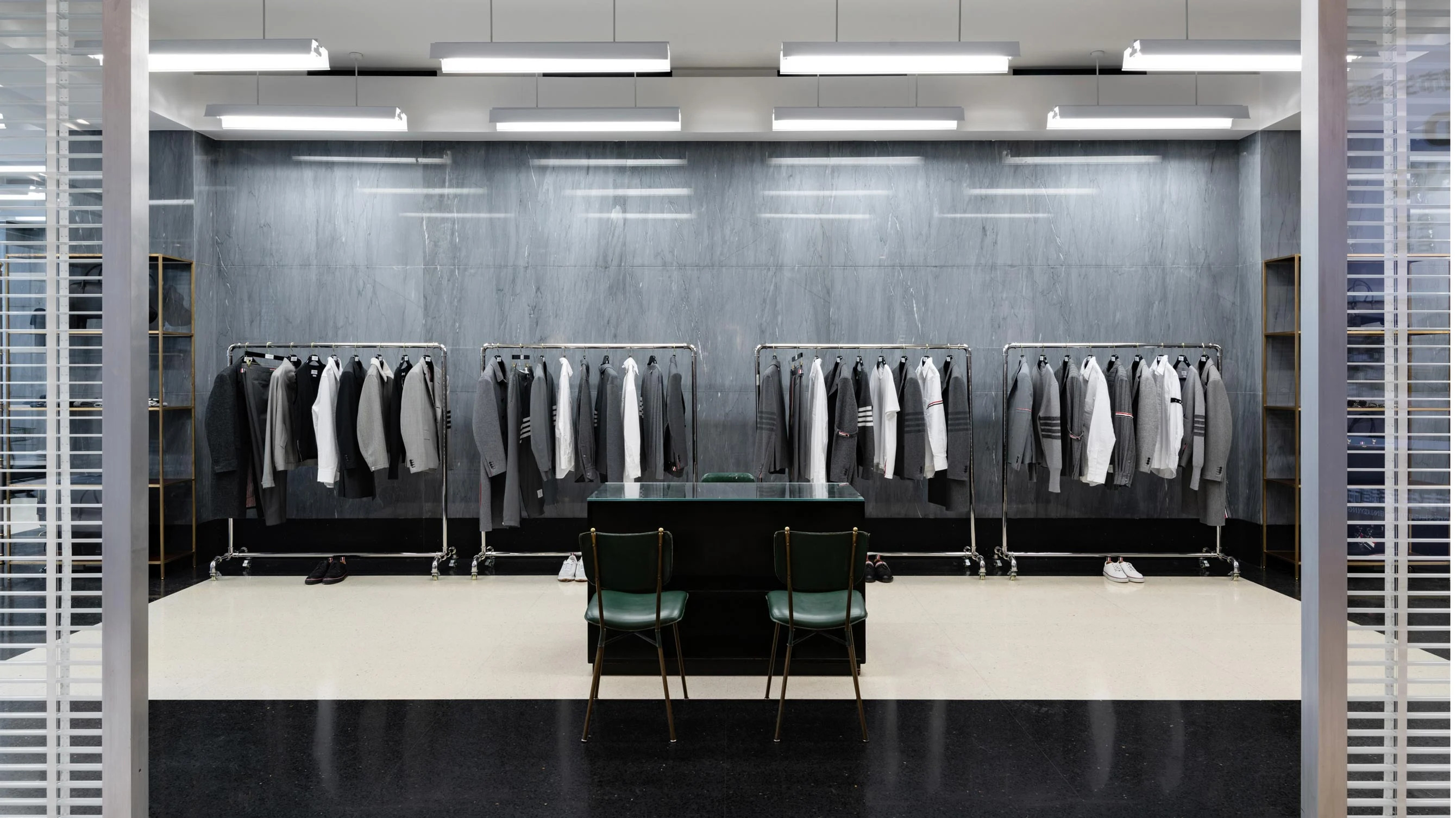 THOM BROWNE - BEIJING SAN LI TUN